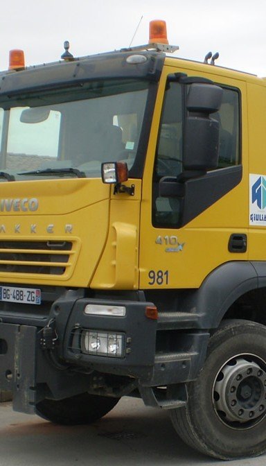 CAMION 8x4 Jusqu'à 17 Tonnes